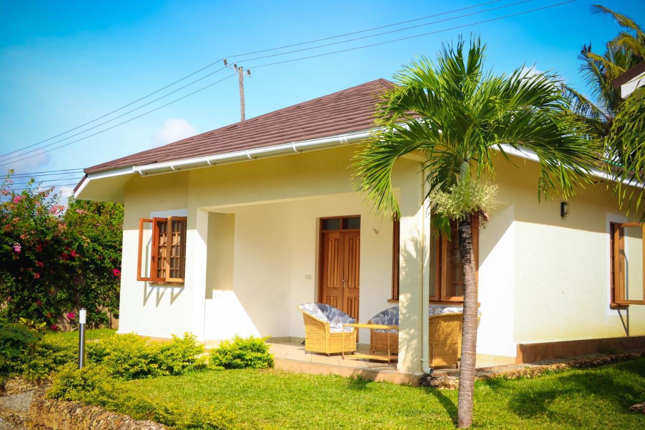 V-Szameitat Homes Diani Beach Esterno foto